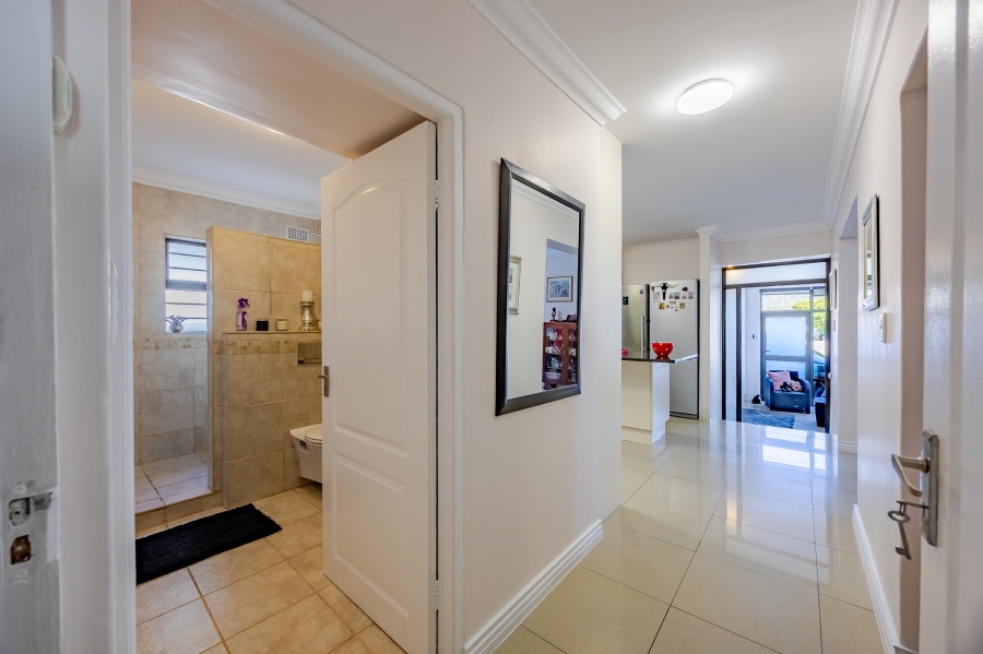 2 Bedroom Property for Sale in Capri Western Cape